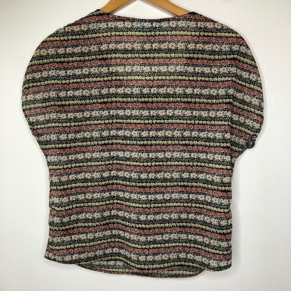 H.I.P Floral Made In USA Polyester Top Size Small‎ - Picture 2 of 10